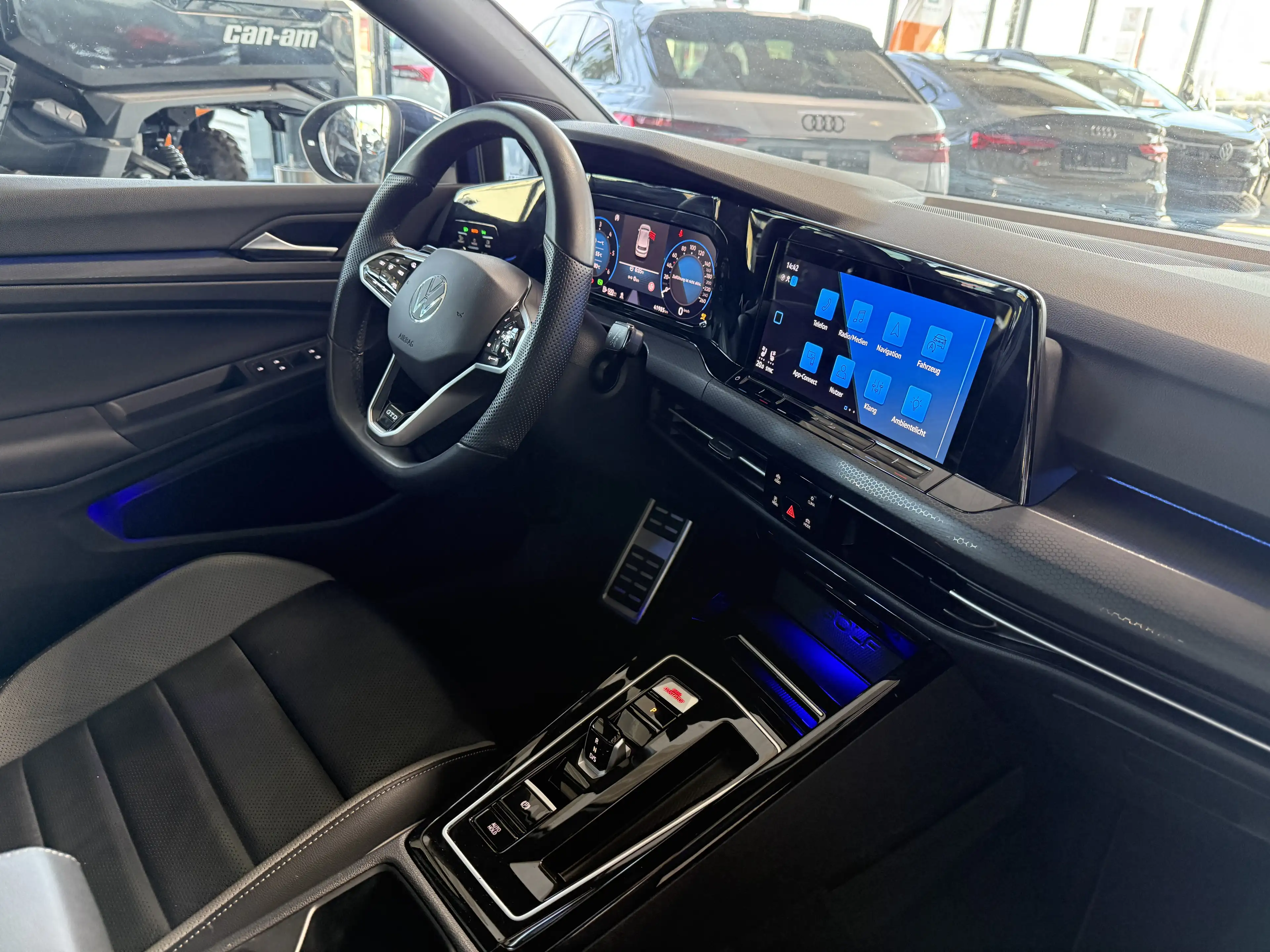Volkswagen Golf GTD ACC/Kamera/Sitzheizung&Belüftung/Werksgarantie — photo 11