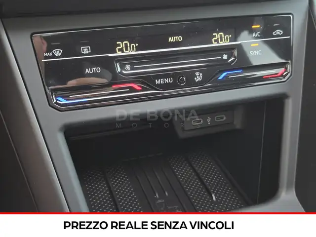 Volkswagen Taigo view 12