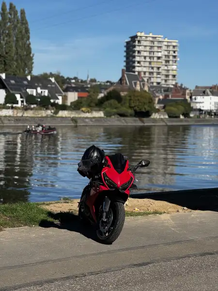 Honda CBR 650 - foto 6