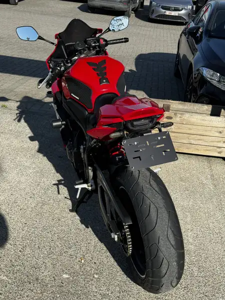 Honda CBR 650 - foto 3