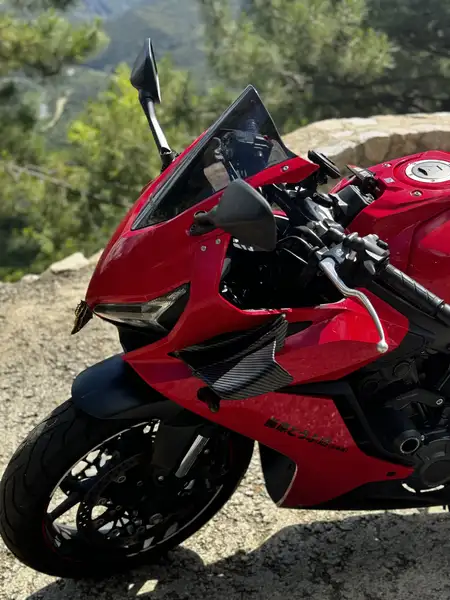 Honda CBR 650 - foto 5