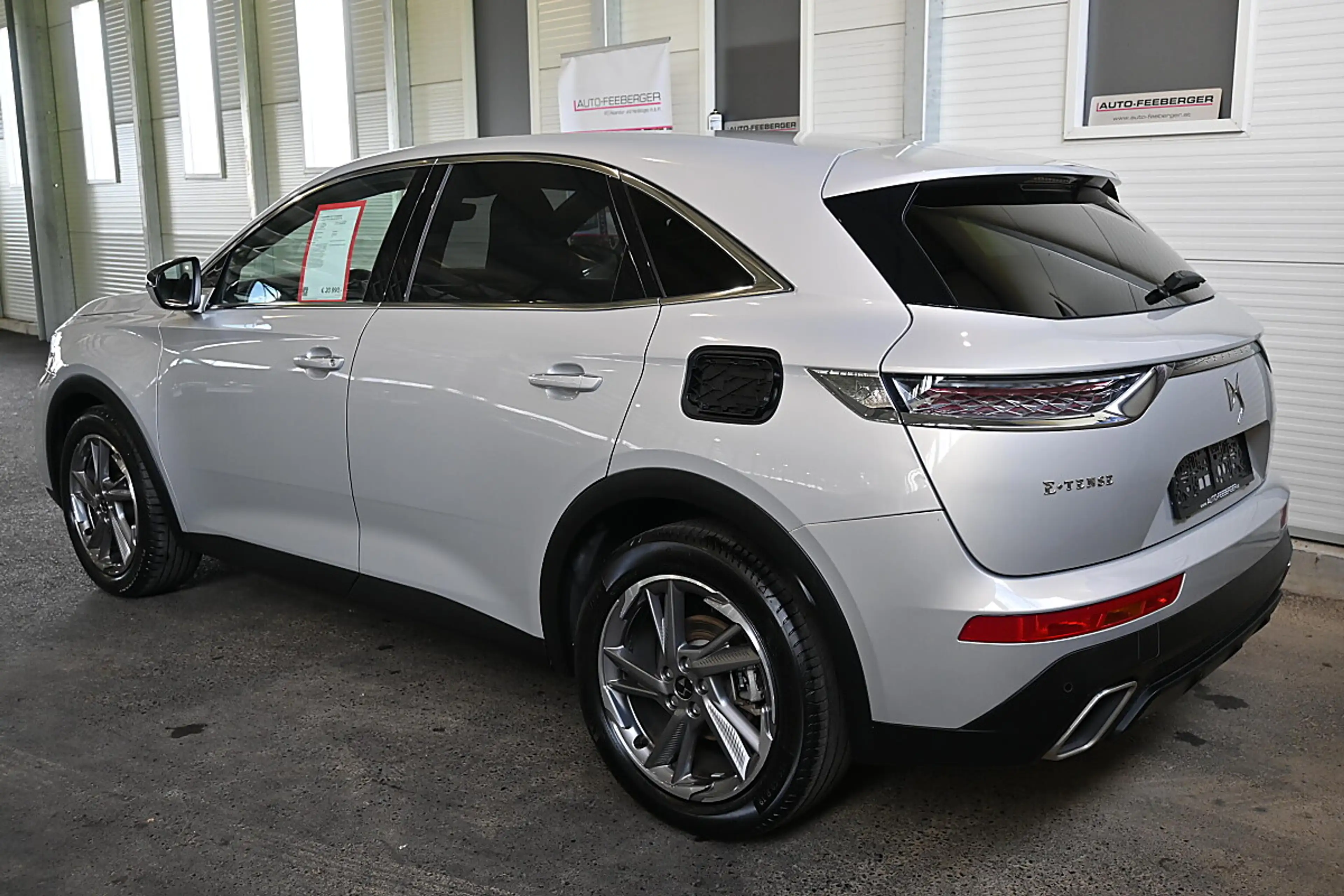 DS Automobiles DS 7 Crossback DS 7 7 Crossback E-Tense Hybrid 4x2 Be Chic S&S... — photo 5