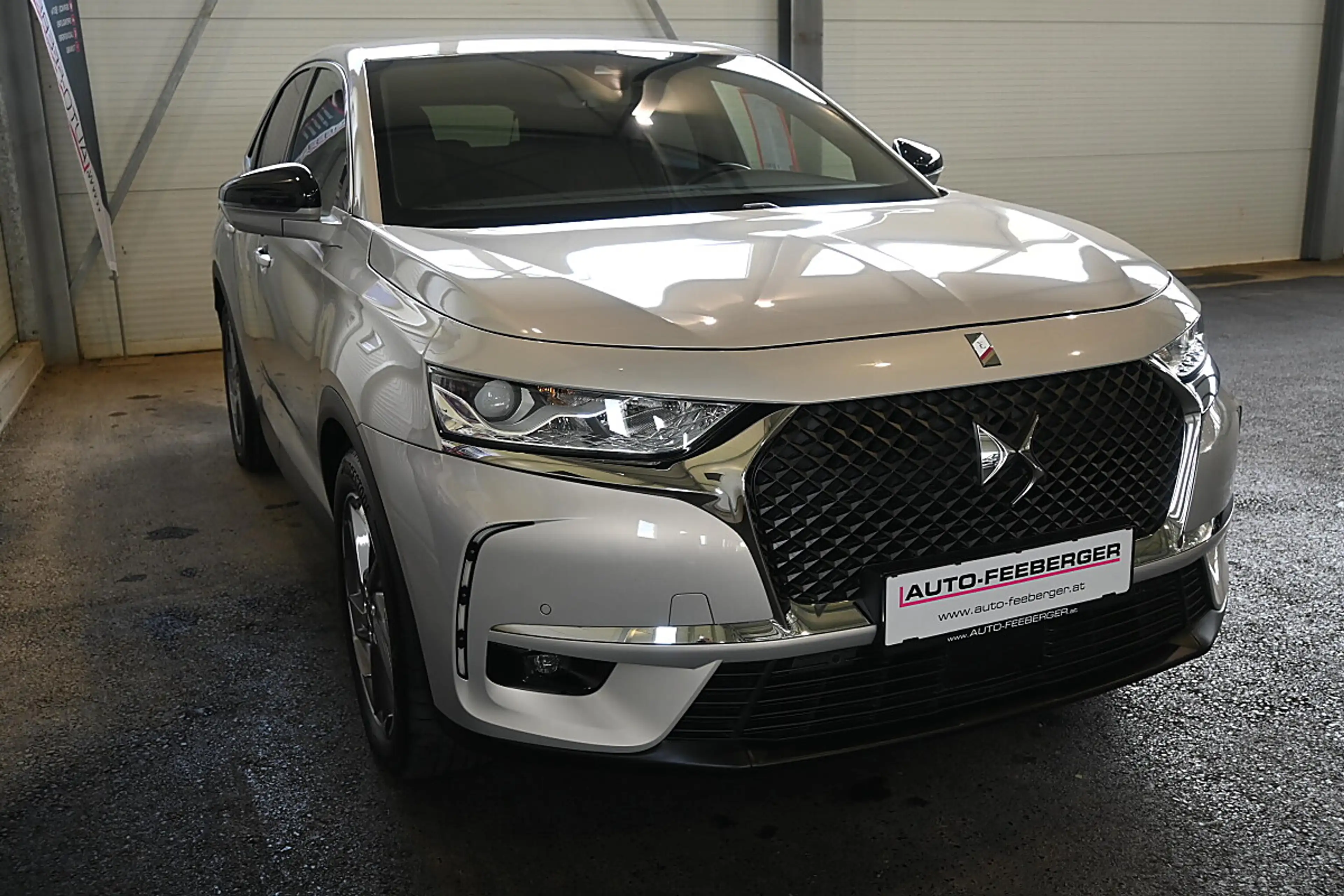 DS Automobiles DS 7 Crossback DS 7 7 Crossback E-Tense Hybrid 4x2 Be Chic S&S... — photo 3