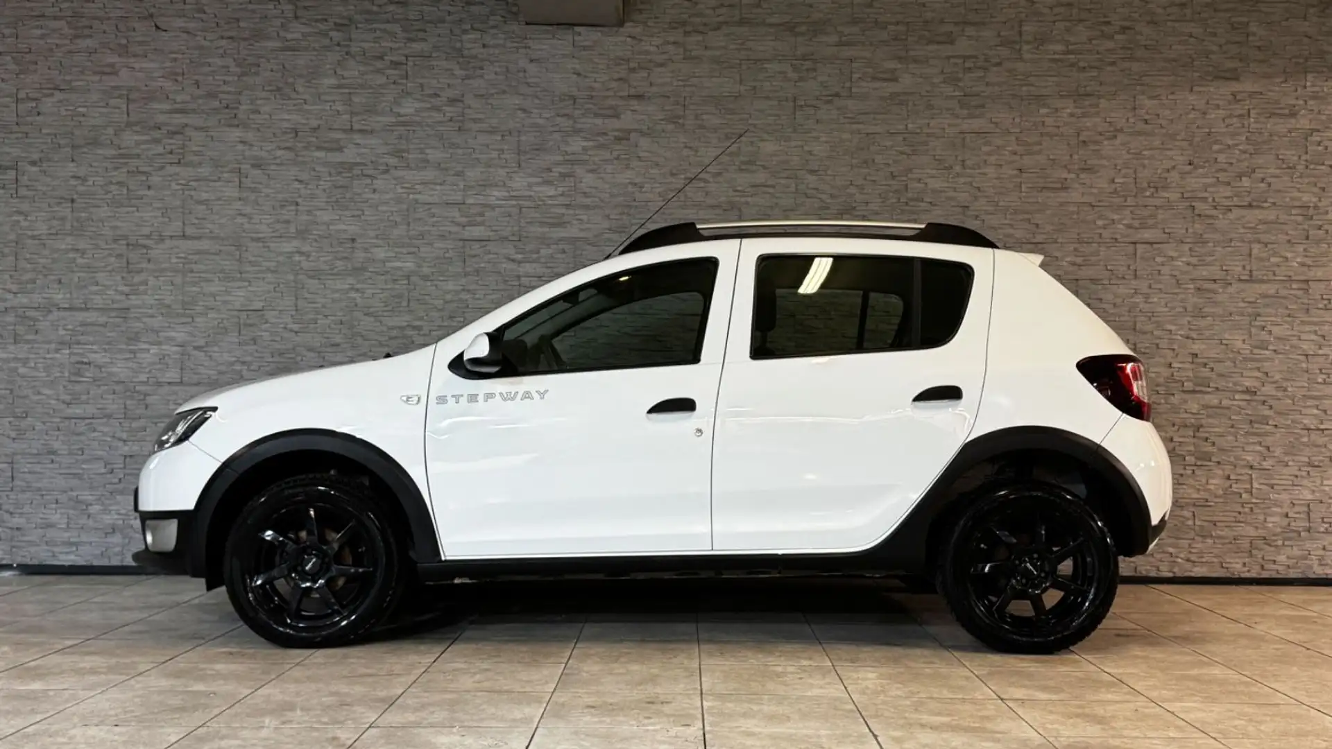 Dacia Sandero TCe 90 Stepway Ambiance AHK* Blanc - 2