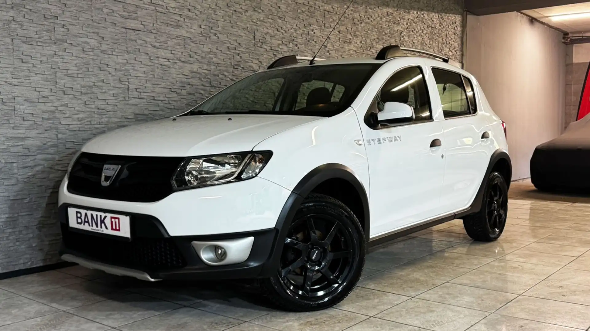 Dacia Sandero TCe 90 Stepway Ambiance AHK* Blanc - 1