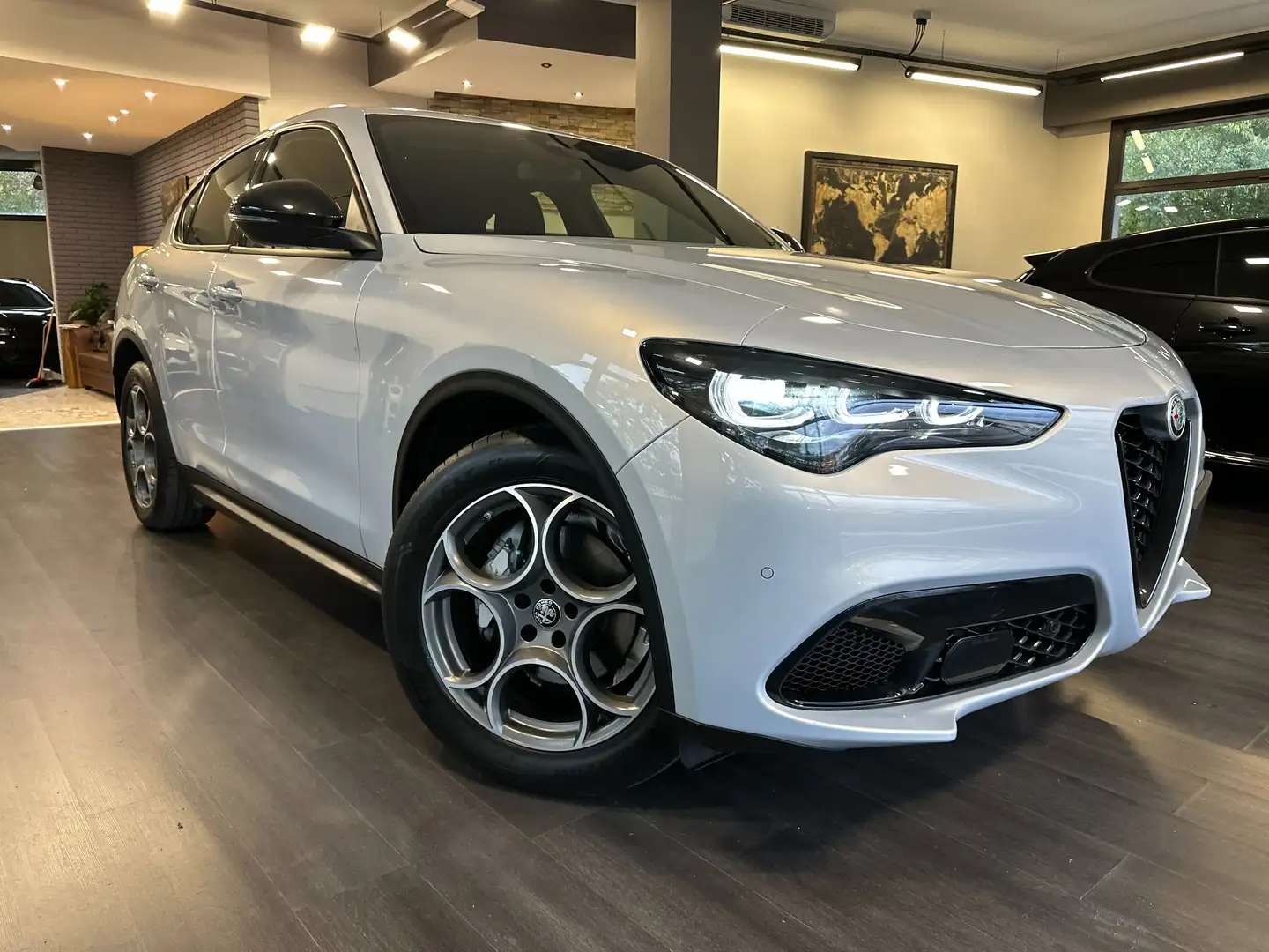 Alfa Romeo Stelvio Stelvio 2.2 t Sprint rwd 160cvFullopt PREZZO REALE Argent - 1