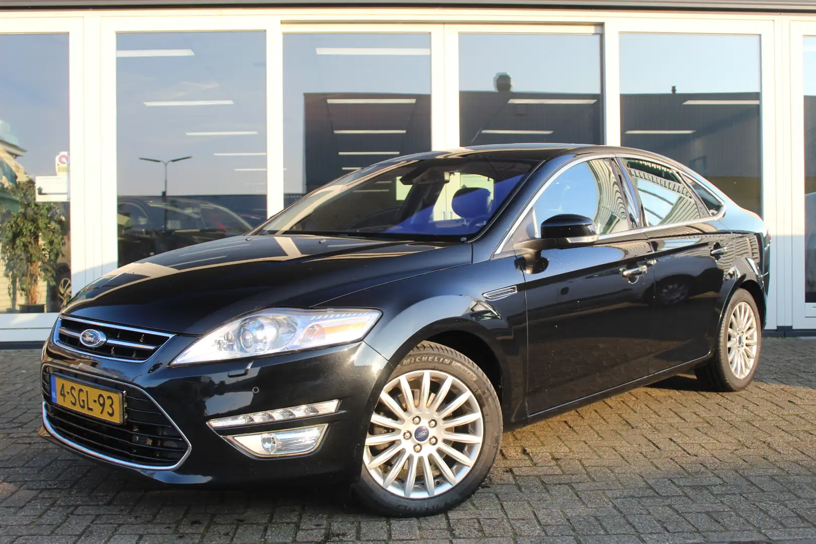Ford Mondeo 1.6 EcoBoost Platinum, Cruise Control, Climate Con Negro - 1