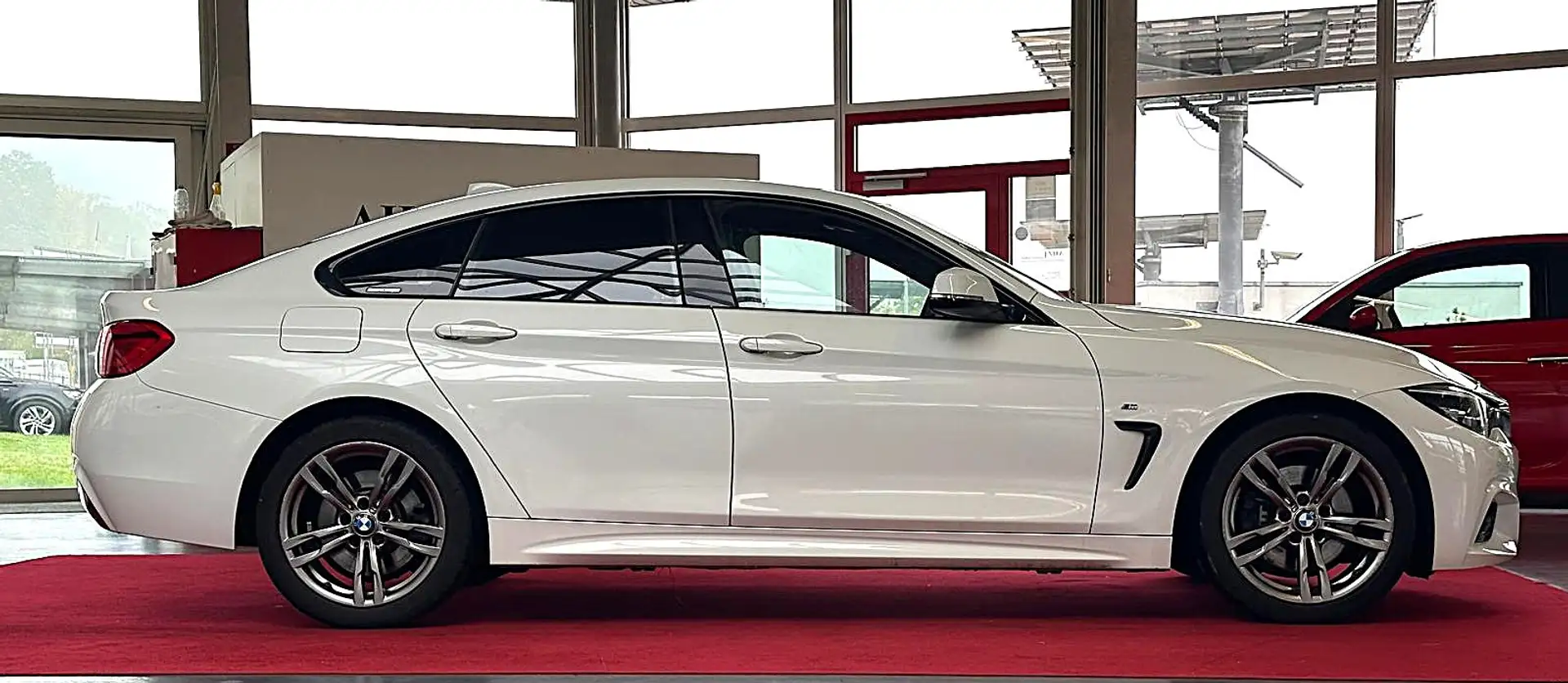 BMW 430 xDrive M Sport AHK RFK ACC HUD Weiß - 2