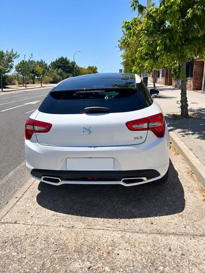 DS DS5 2016, foto 2