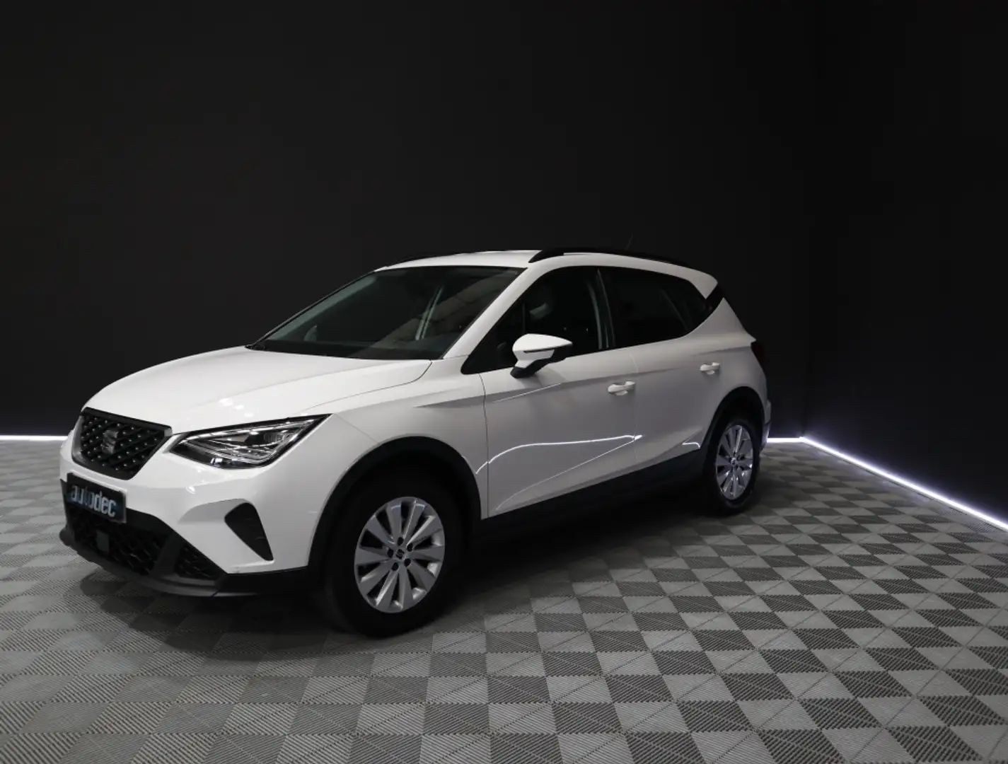 SEAT Arona 1.0 TSI S&S Style 110 Blanc - 2
