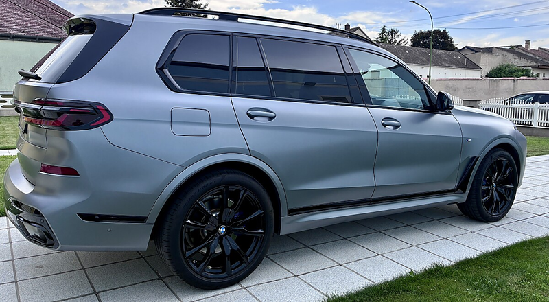 BMW X7 xDrive40d M-Sport Neuwagenzustand — photo 15