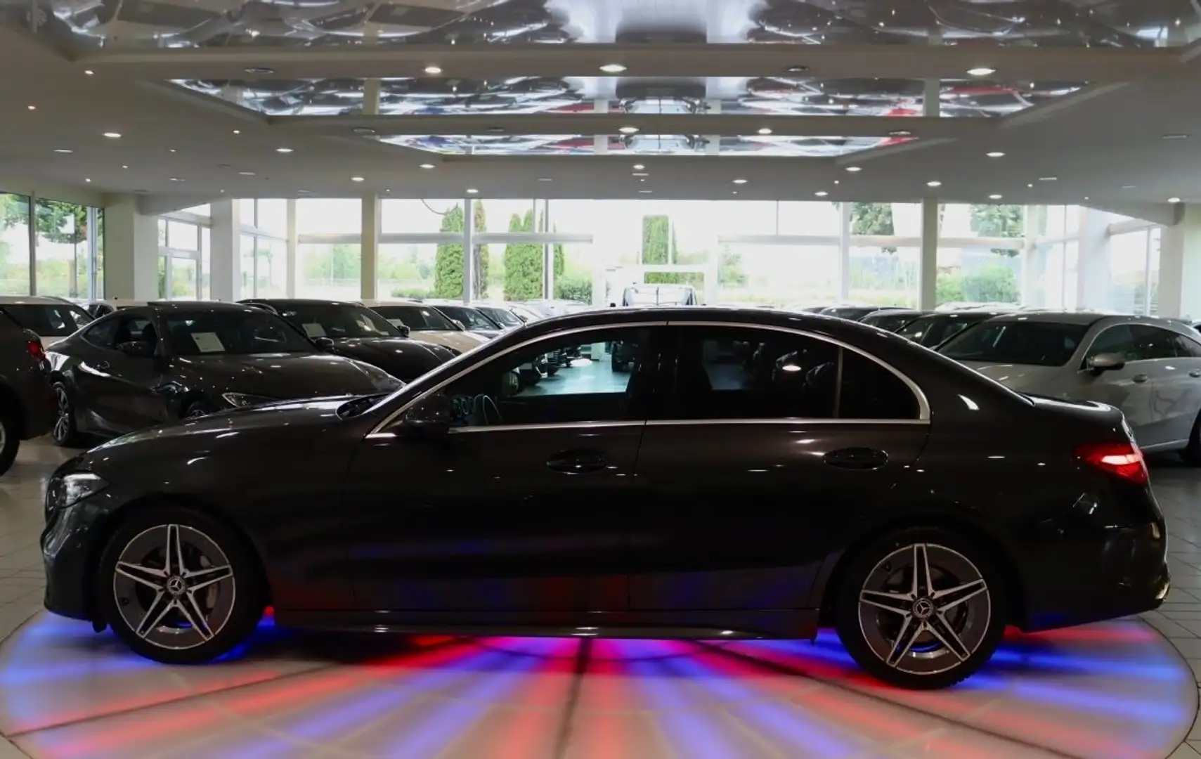 Mercedes-Benz C 300 Lim. AMG Line*LEDER*LED*NAVI*KAMERA*ALU* Grau - 2