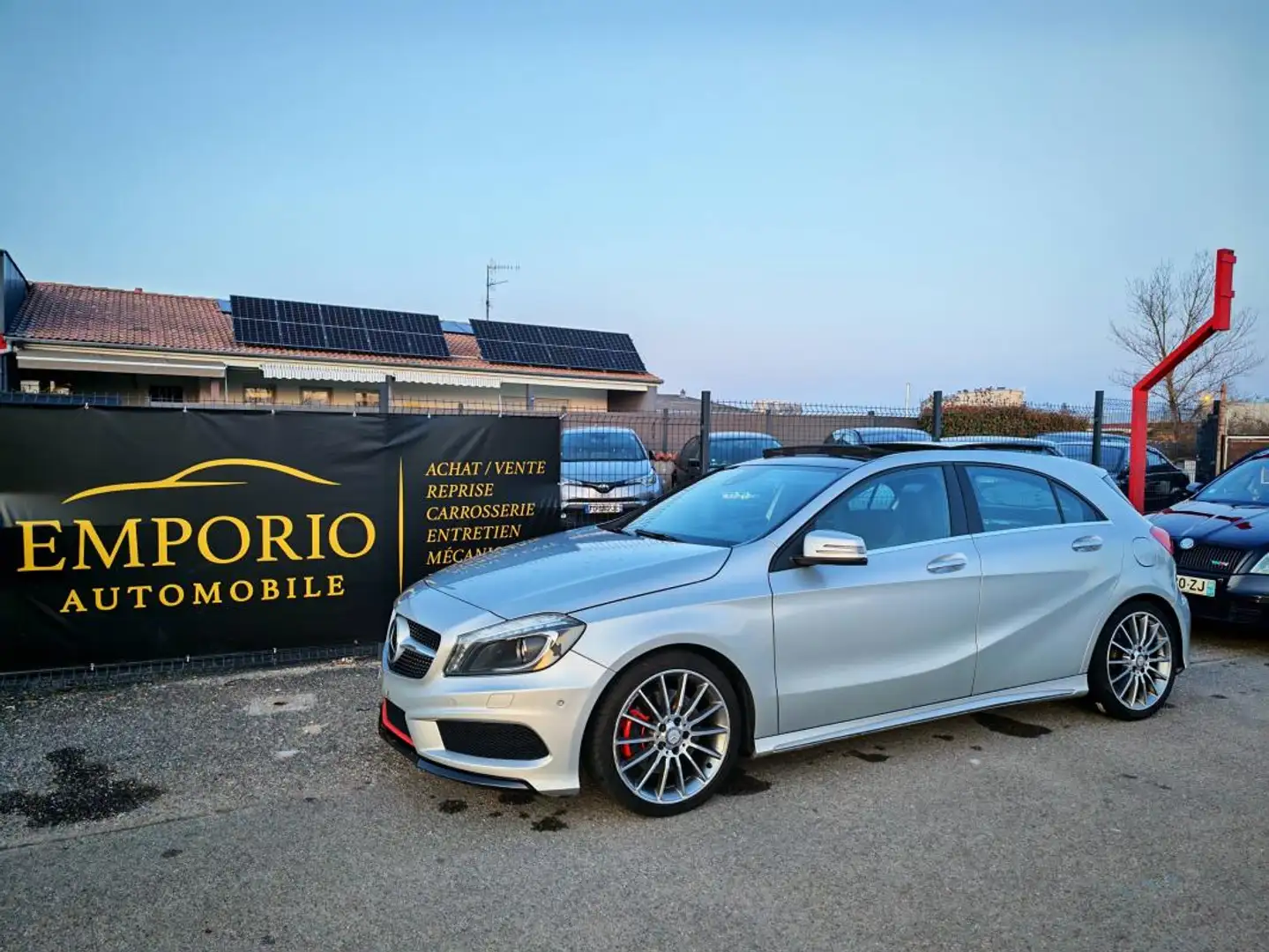 Mercedes-Benz A 250 250 Version Sport 7G-DCT Grau - 1
