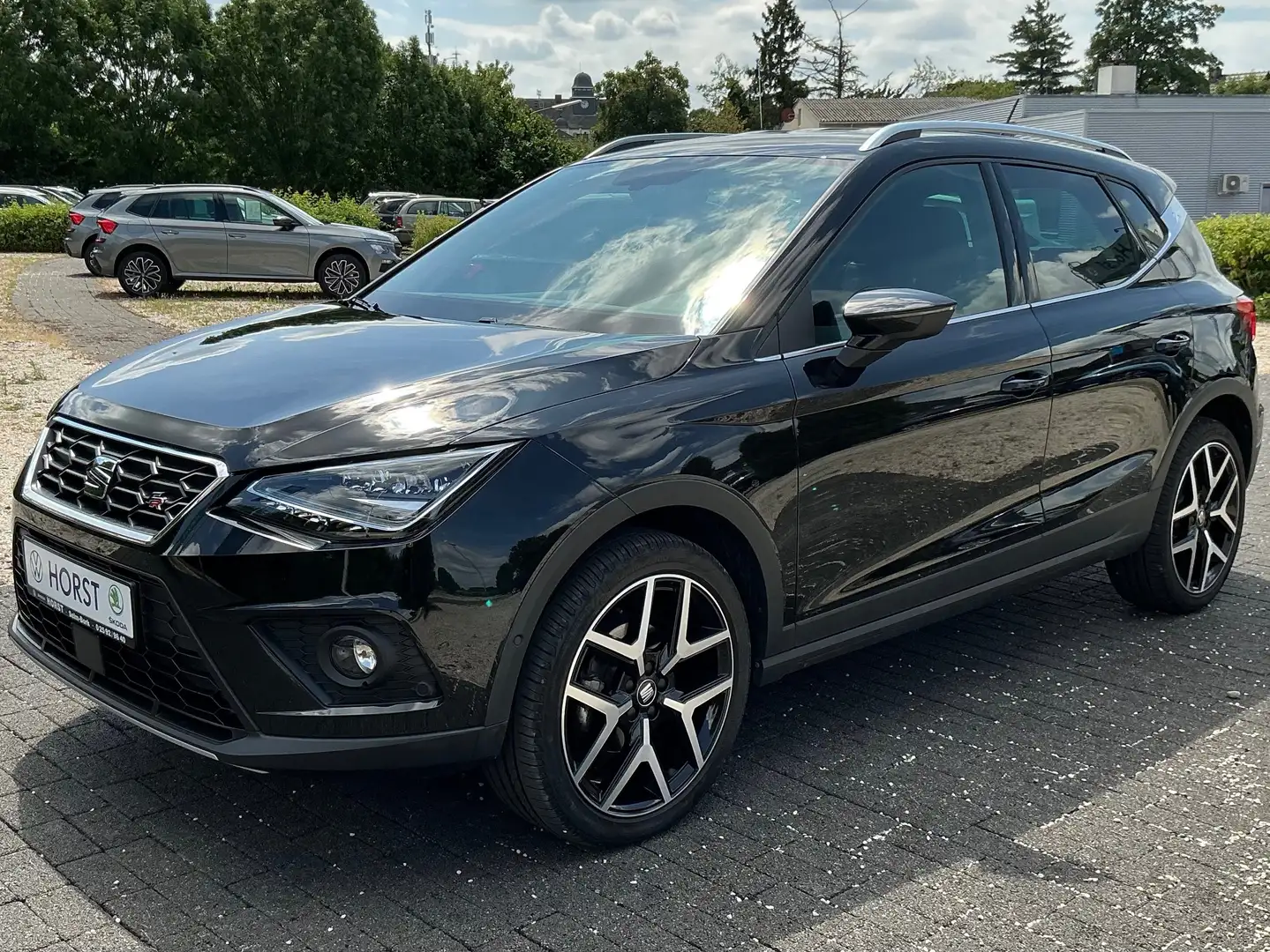 SEAT Arona FR AHK, Voll-LED, Navi, Full-Link, Kamera Чорний - 1