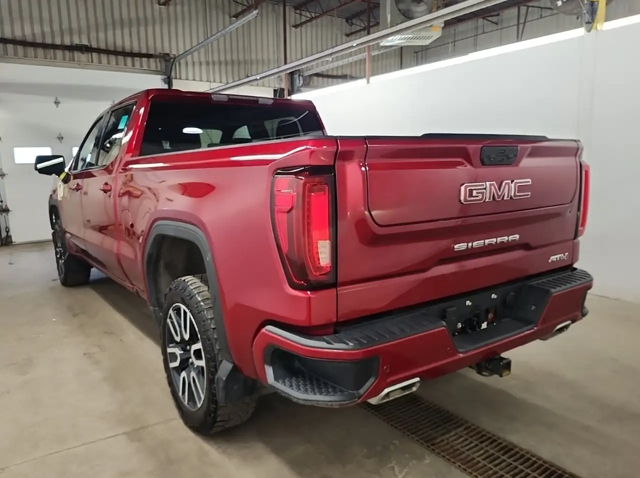 GMC Sierra 1500 снимка GMC Sierra 1500