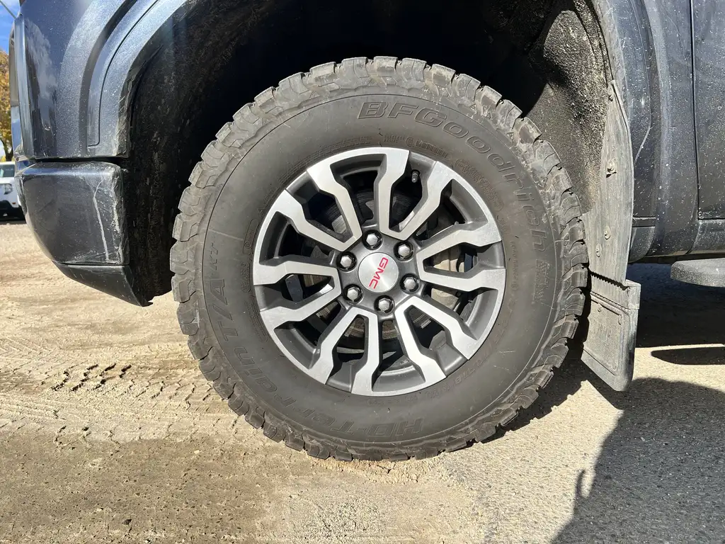 2022 GMC Sierra 1500 AT4 Crew Cab 157 | Rear Cam | Keyless Entry | Adap — photo 3