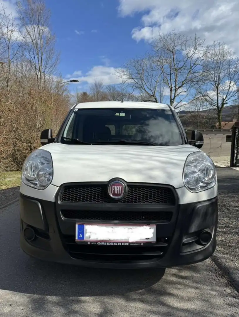Fiat Doblo Weiß - 2