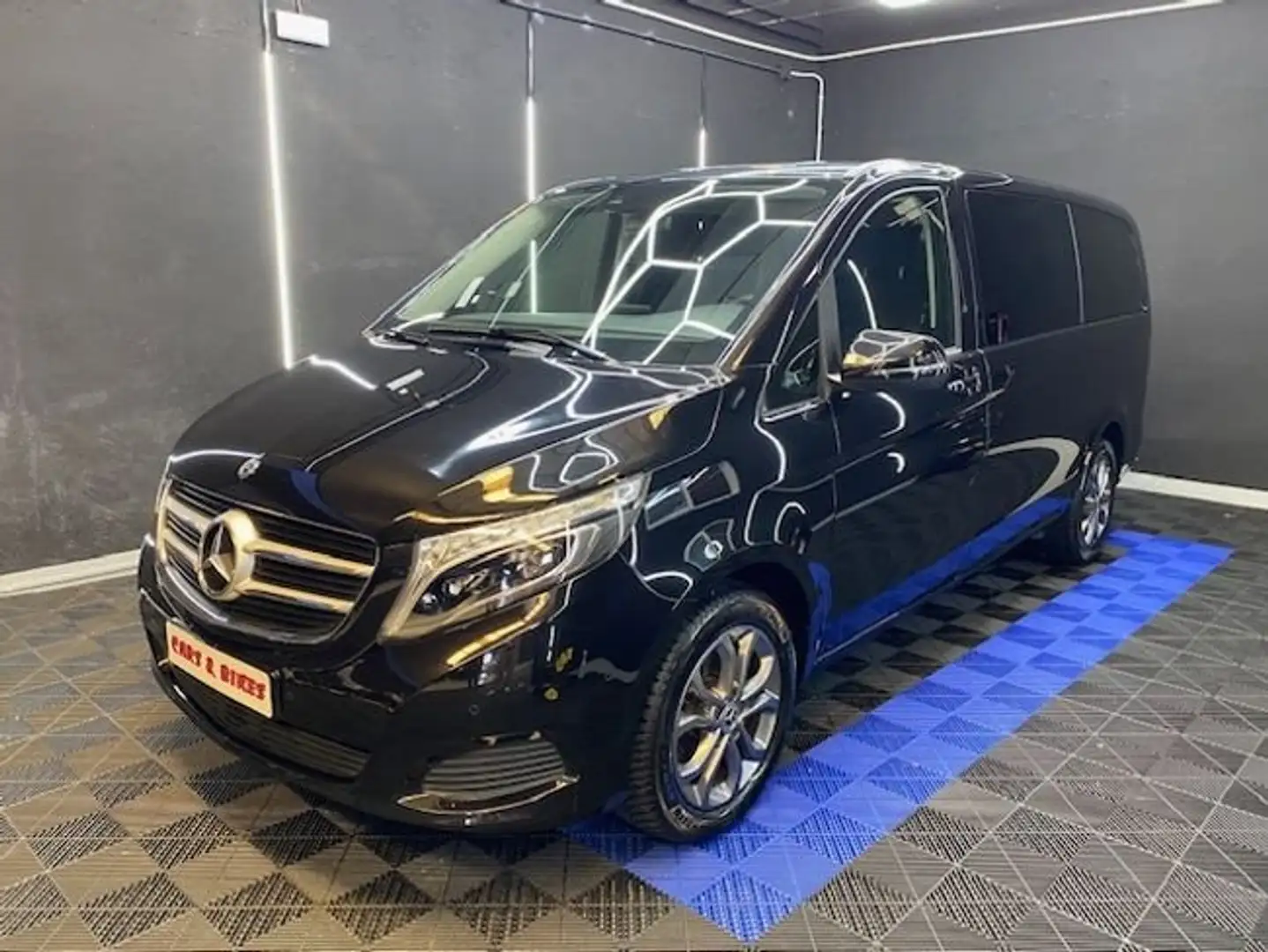 Mercedes-Benz V 220 ELEGANCE Schwarz - 2