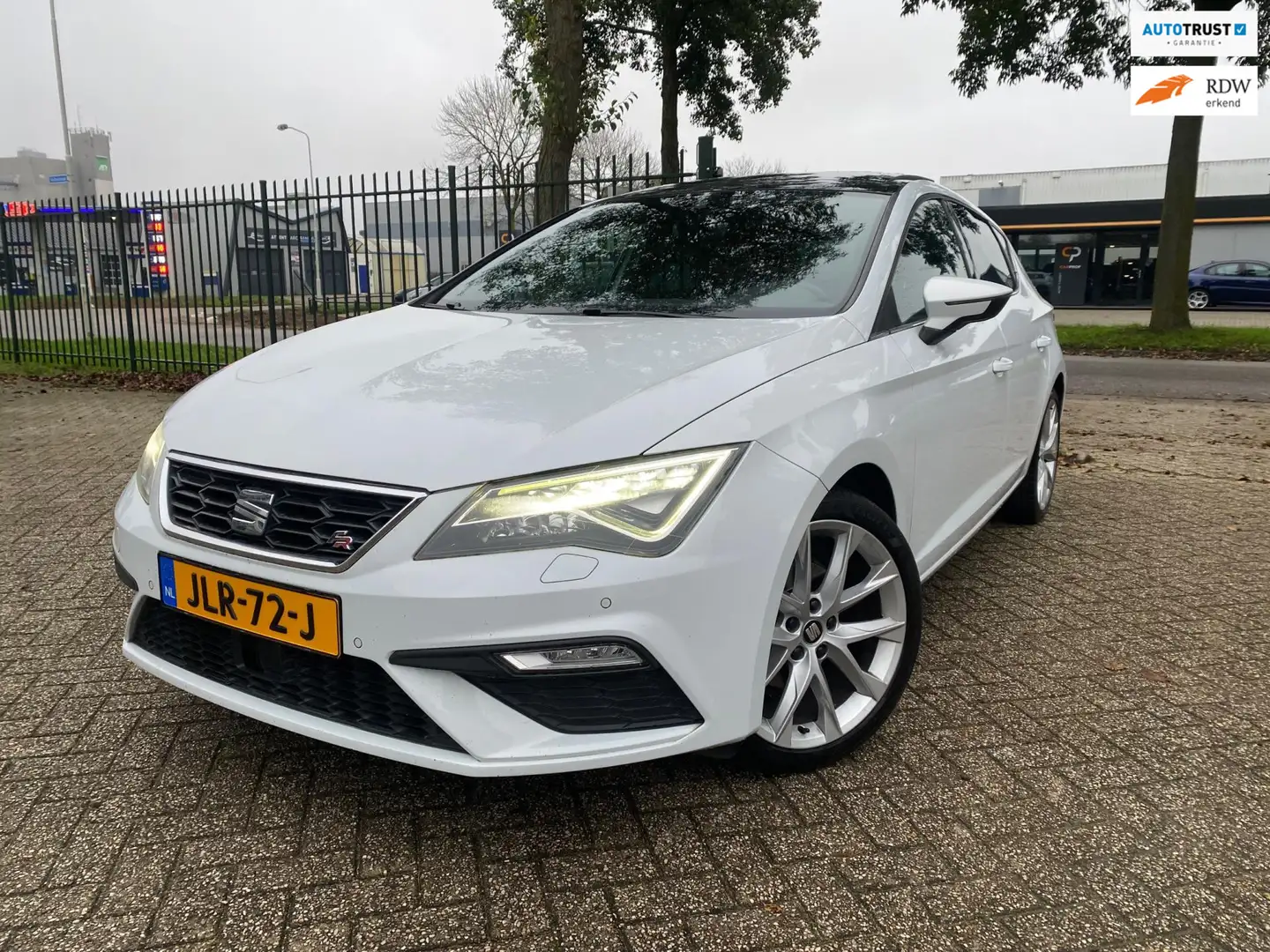 SEAT Leon 1.4 EcoTSI FR Connect Panoramadak Cruise Pdc Stoel Blanc - 1