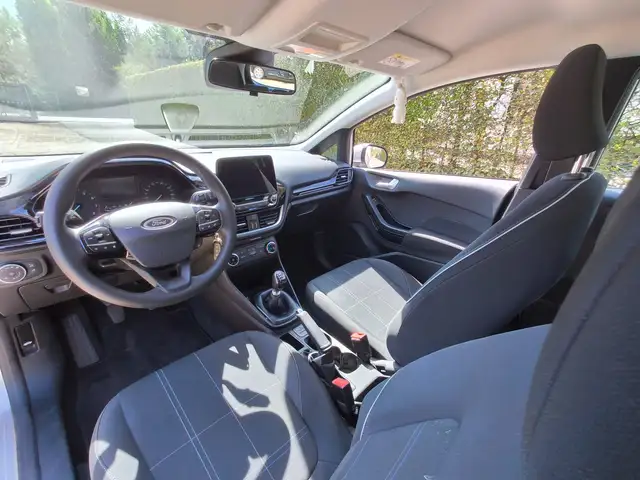 Ford Fiesta view 9