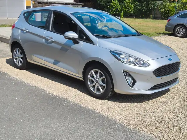 Ford Fiesta view 2