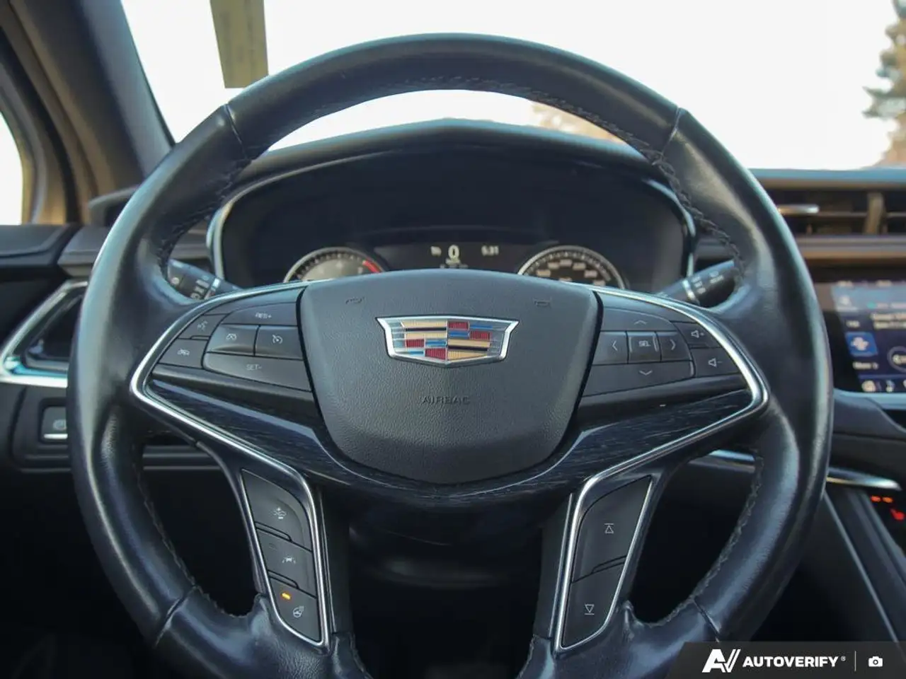 Cadillac XT5 снимка Cadillac XT5