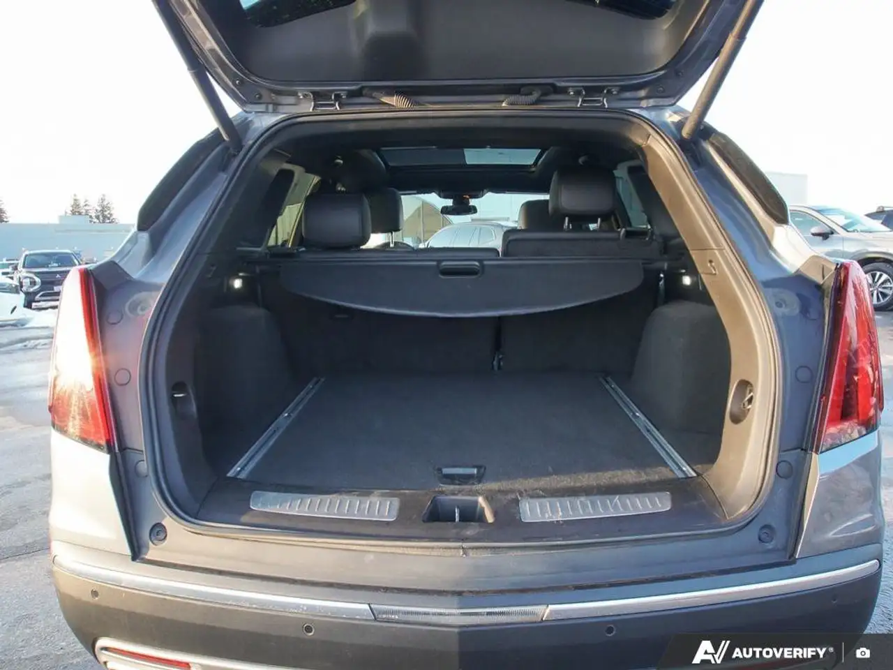 Cadillac XT5 снимка Cadillac XT5
