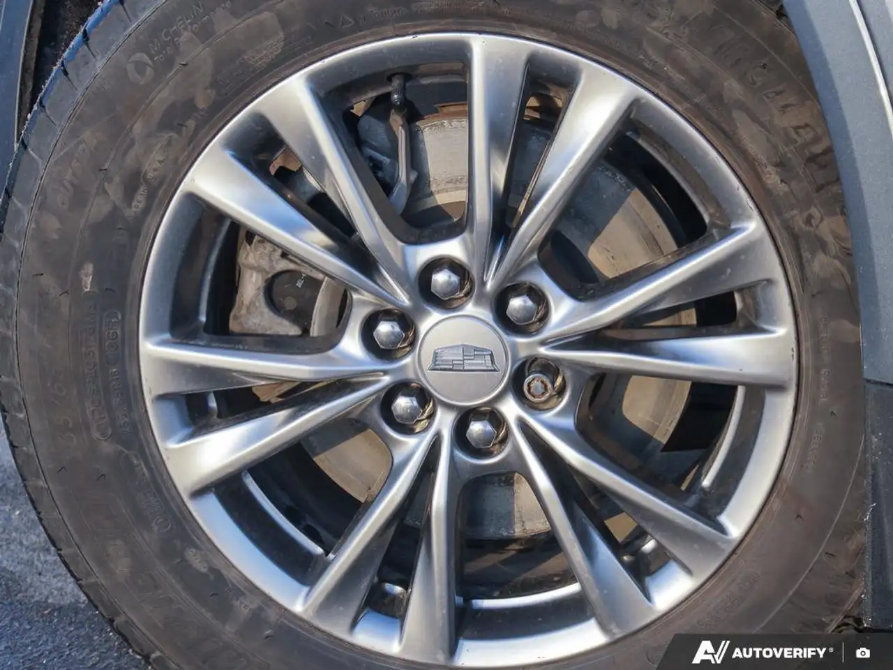 Cadillac XT5 снимка Cadillac XT5