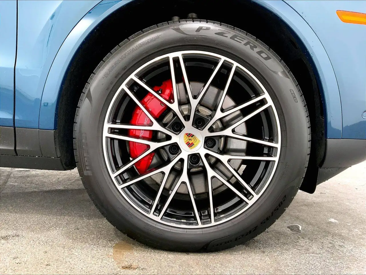 Porsche Cayenne снимка Porsche Cayenne