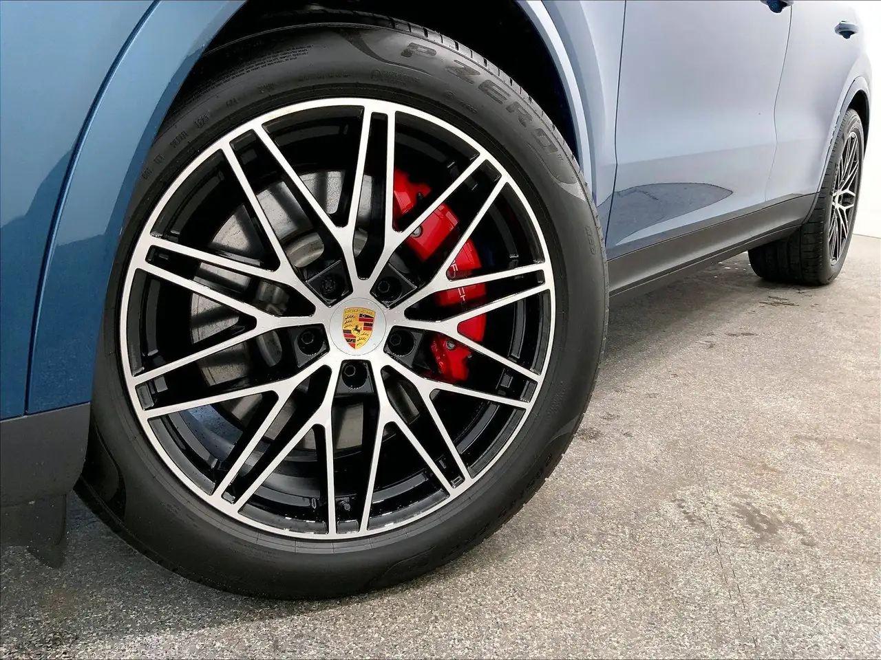 Porsche Cayenne снимка Porsche Cayenne