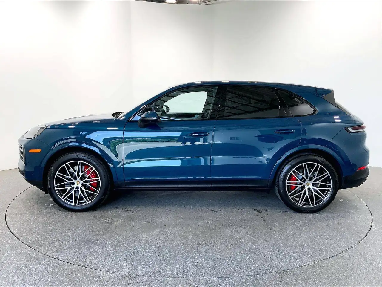 Porsche Cayenne снимка Porsche Cayenne