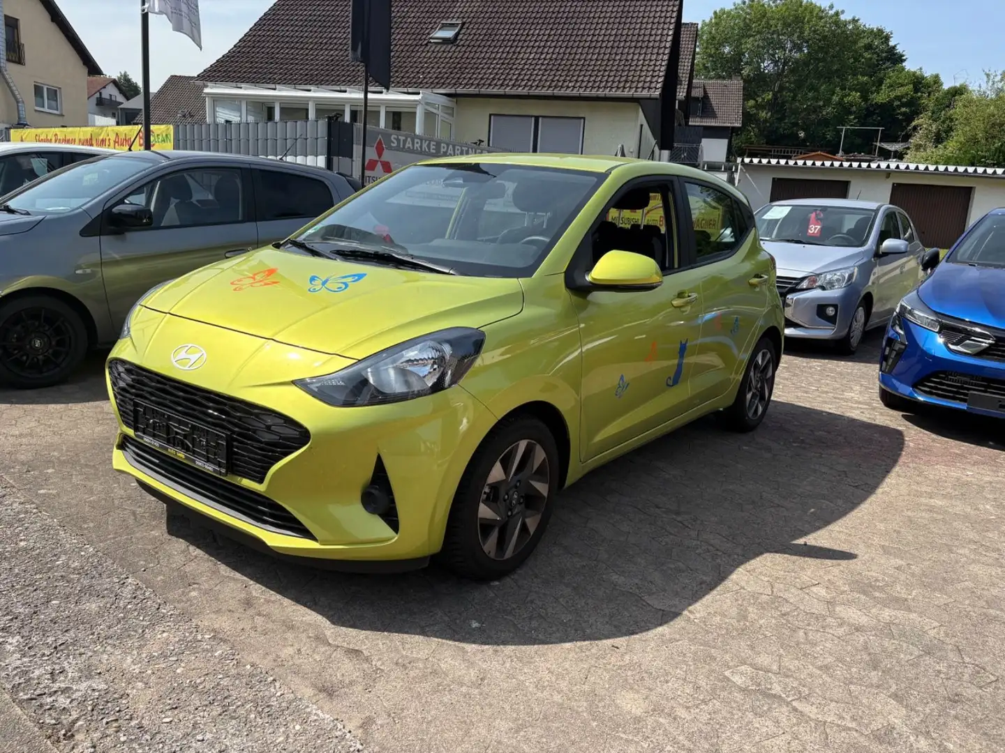 Hyundai i10 Trend  Automatik/Navi/Kamera/Sitzheizung Geel - 1