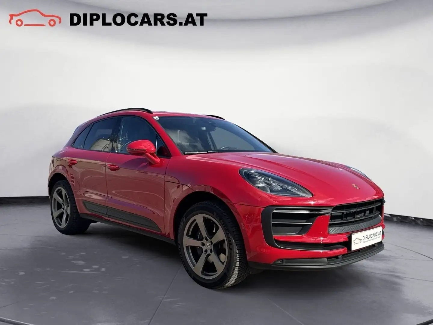 Porsche Macan III Rouge - 1