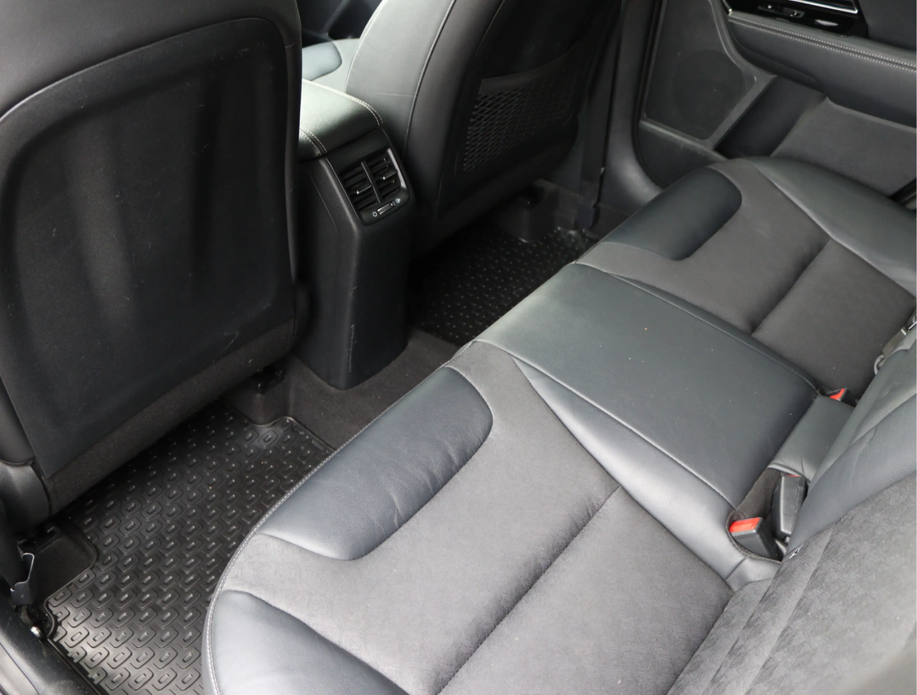 Kia Niro 1.6 GDi PHEV | SOH 85,5% | Plug-in Hybrid | Camera — photo 25