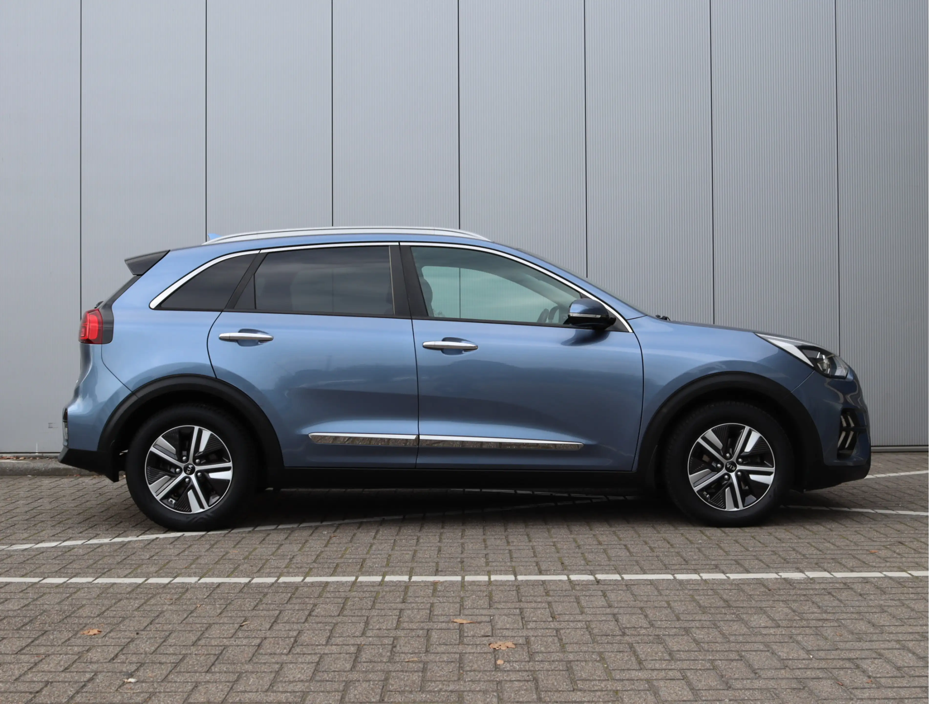 Kia Niro 1.6 GDi PHEV | SOH 85,5% | Plug-in Hybrid | Camera — photo 18