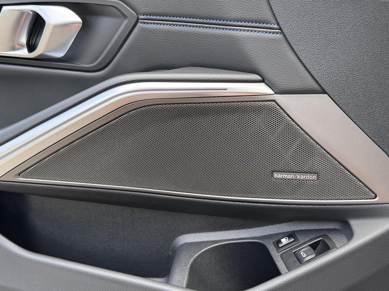 BMW 330 3-serie Touring 330e High Executive M Sport Pano H — photo 27