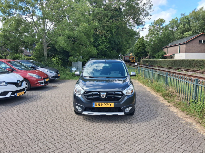 Dacia Lodgy 1.2 TCe Série Limitée Stepway 7pers. 56000km!! ALL — photo 2