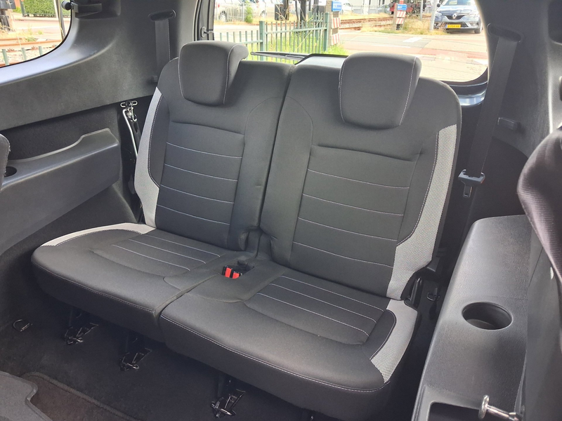 Dacia Lodgy 1.2 TCe Série Limitée Stepway 7pers. 56000km!! ALL — photo 29