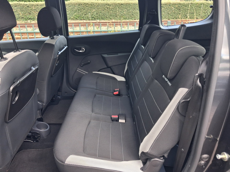 Dacia Lodgy 1.2 TCe Série Limitée Stepway 7pers. 56000km!! ALL — photo 27
