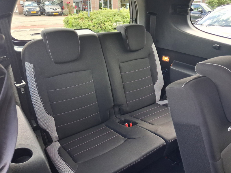 Dacia Lodgy 1.2 TCe Série Limitée Stepway 7pers. 56000km!! ALL — photo 30