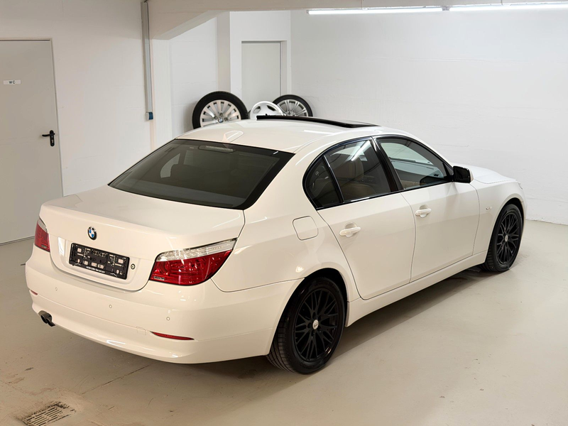 BMW 530 i xDrive *HEAD-UP *XENON *NAVI *SHZ *PDC *TEM — photo 10