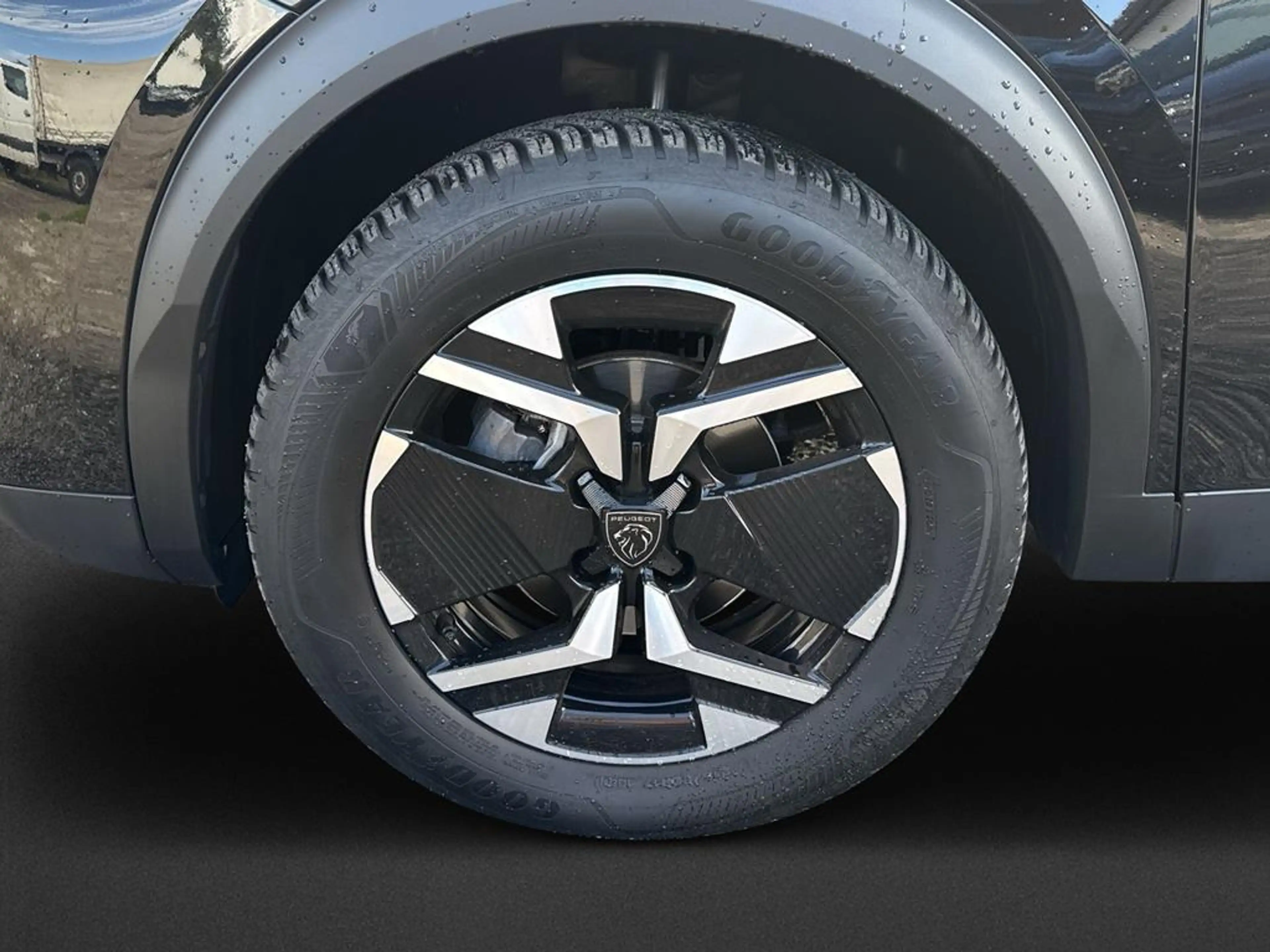 Peugeot 2008 GT — photo 10