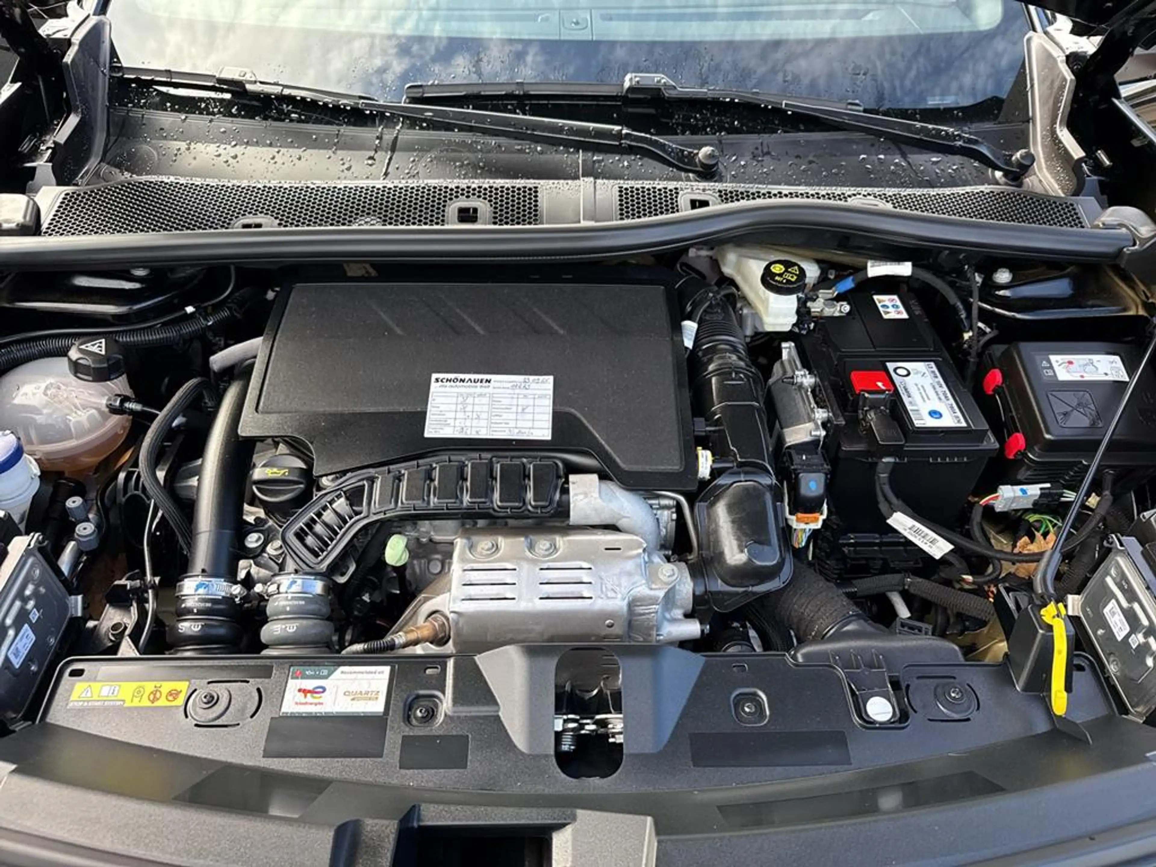 Peugeot 2008 GT — photo 8