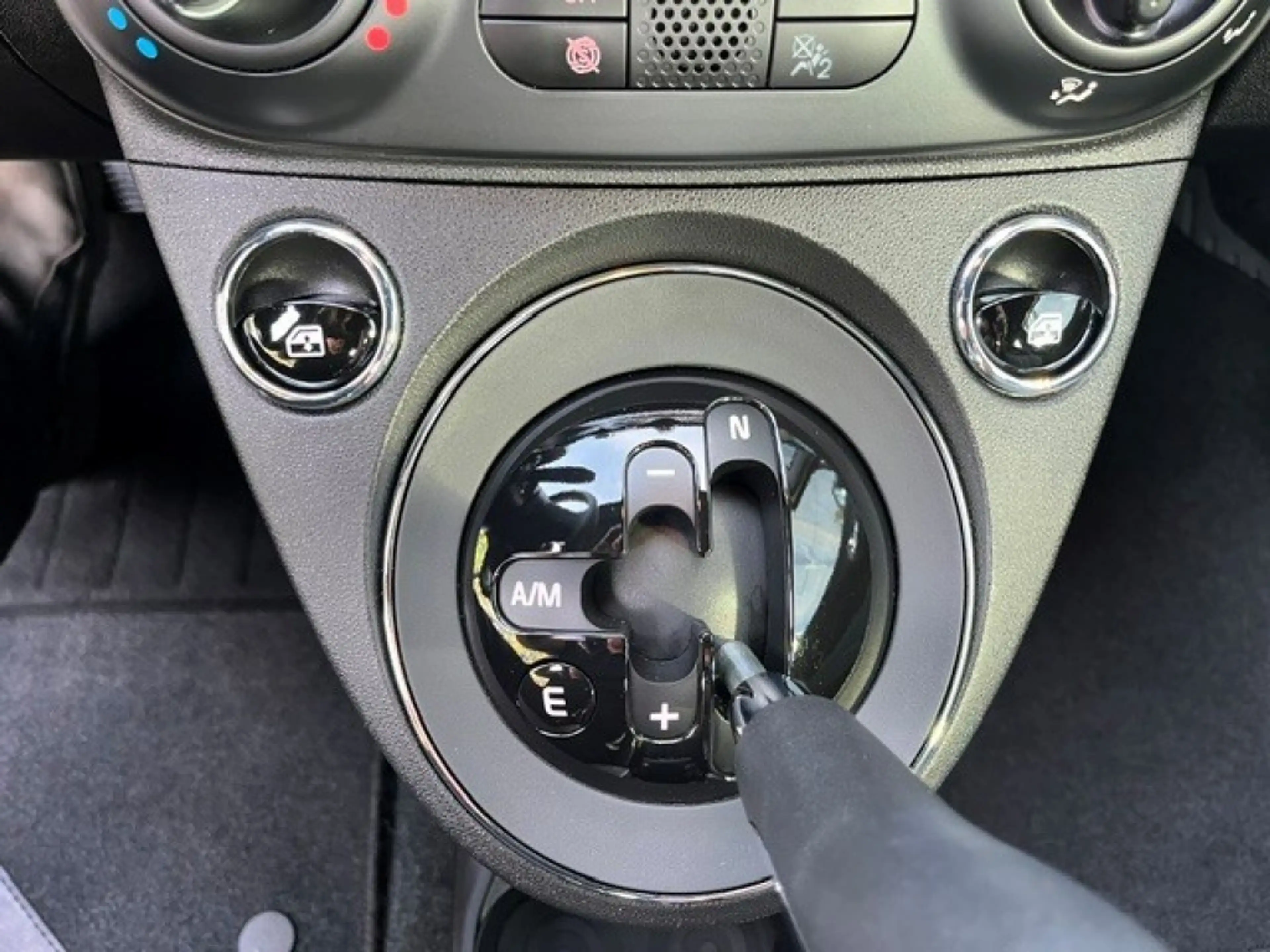 Fiat 500 1.2 Lounge AUTOMAAT AIRCO CARPLAY — photo 11