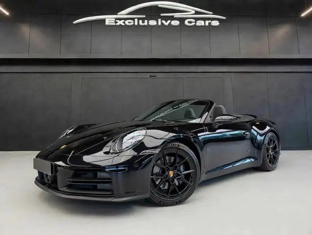 Porsche 911 view 2