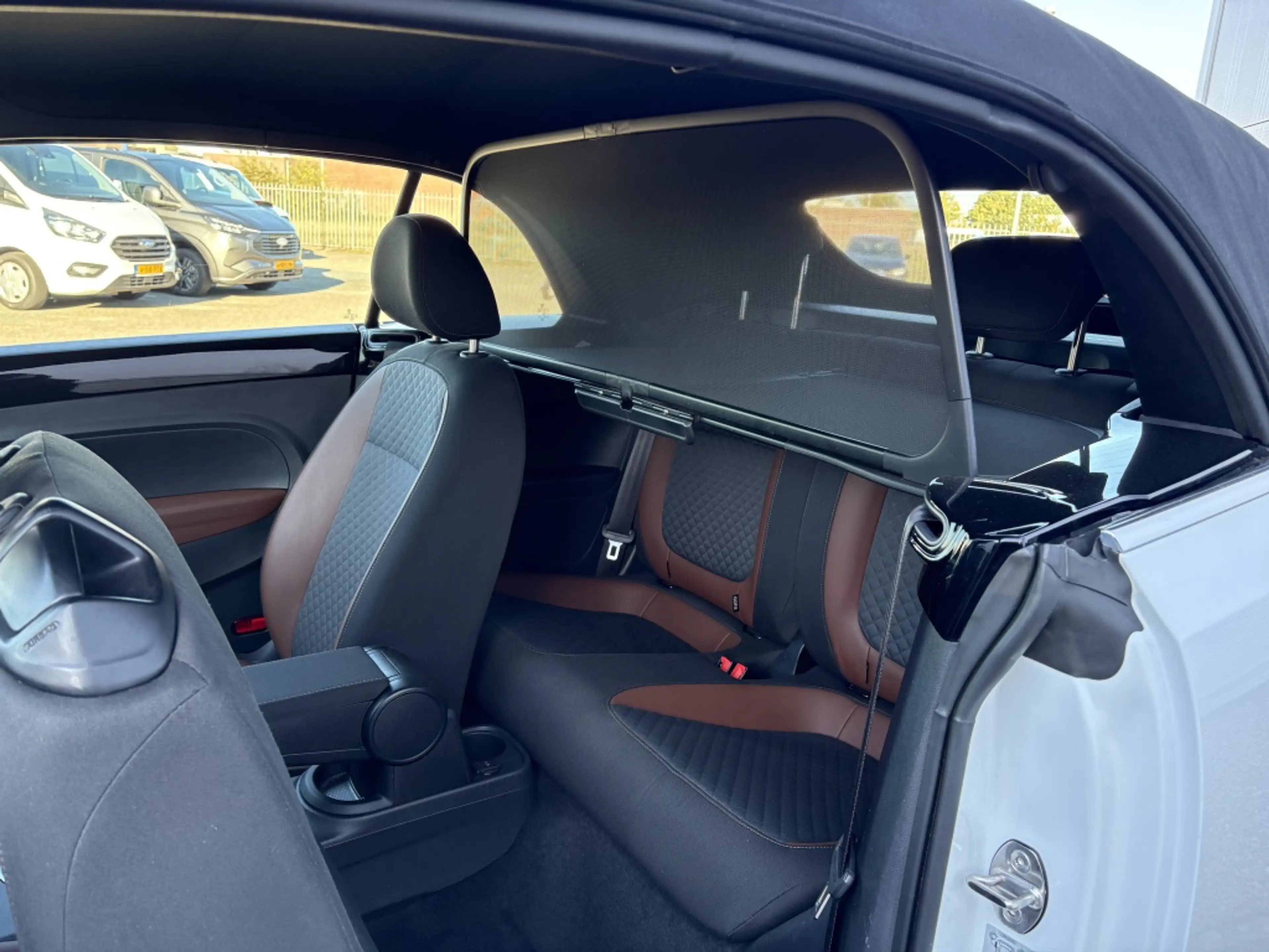 Volkswagen Beetle Cabriolet 1.2 TSI Exclusive S. ALLSTAR! NAVI! CLIM — photo 7