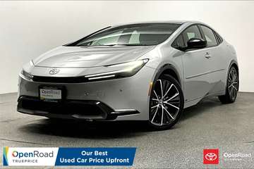 XLE AWD | HYBRID! | No Accidents  One Owner!