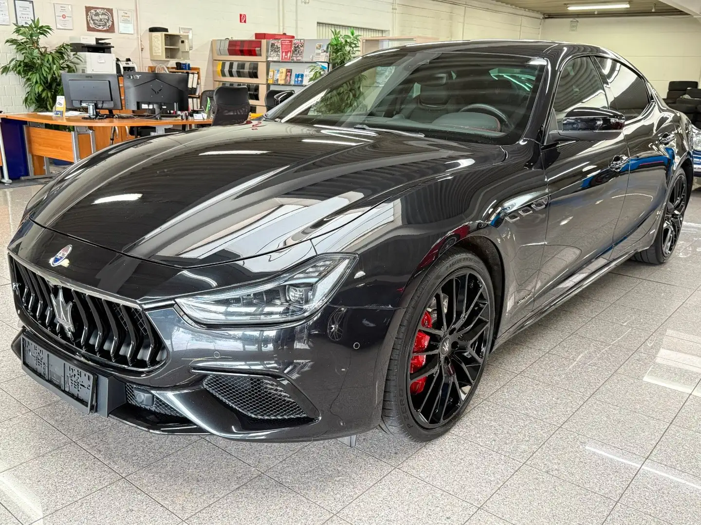 Maserati Ghibli 3.0 V6 GranSport S Q4 NAVI / PANO / CAM Noir - 2