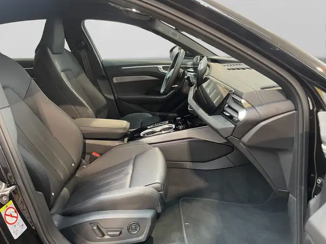 Audi A6 view 4