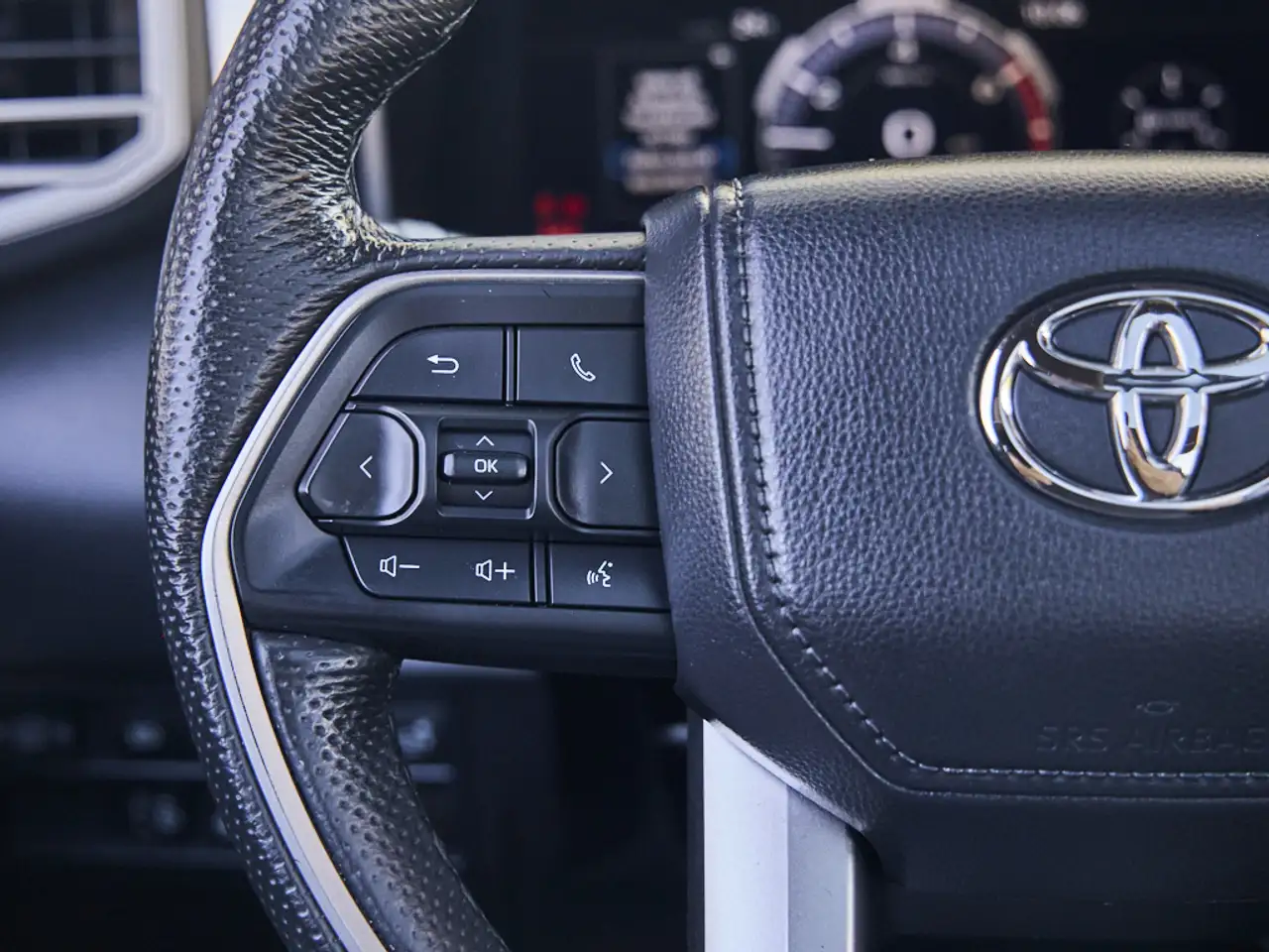 Toyota Tundra снимка Toyota Tundra